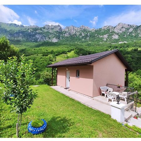 Privatni Smjestaj "Mratinje" Affittacamere Plužine Esterno foto