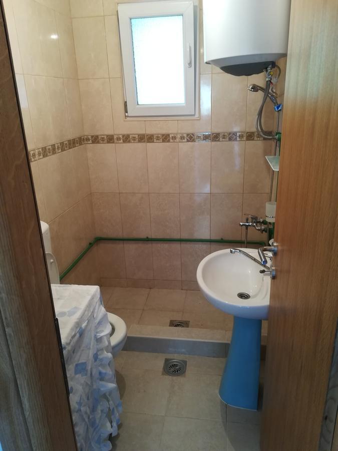 Privatni Smjestaj "Mratinje" Affittacamere Plužine Esterno foto